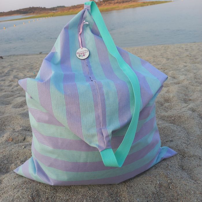 Puffs de praia e piscina