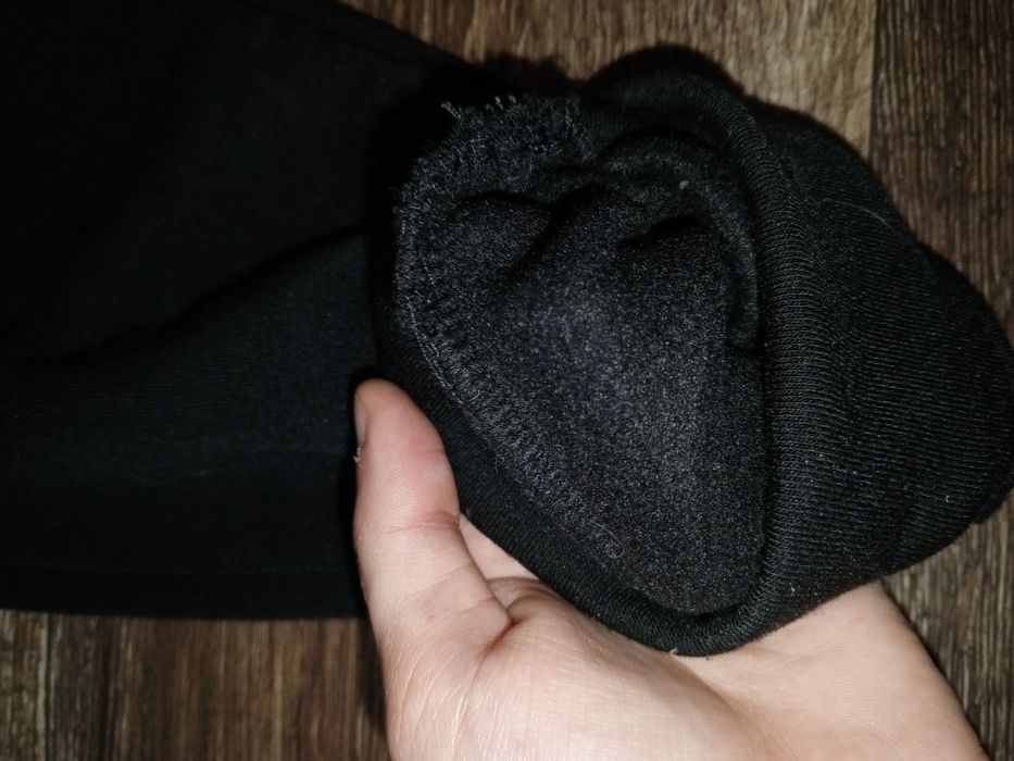 Продам теплый оверсайз черный костюм