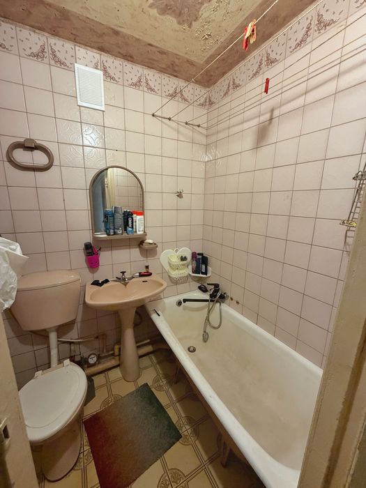Продам 1-кімнатну квартиру на Зигіна, район тролейбусного депо