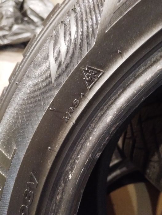 Laufenn I-Fit  215/55 R17