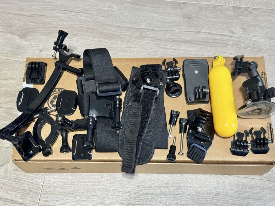 Набір кріплень і тримачів для екшин камер