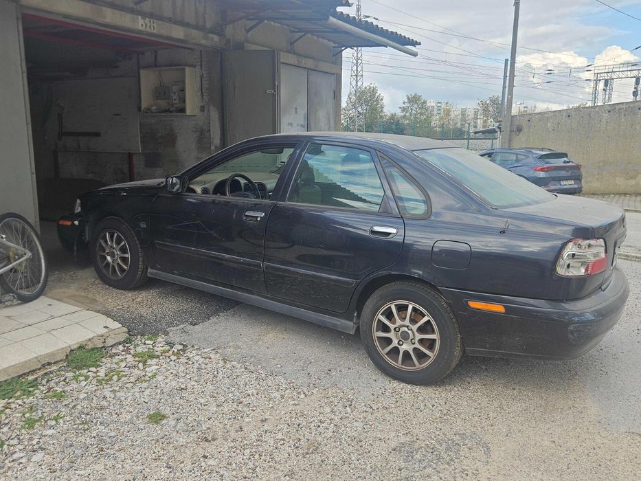 Volvo S40 1.6 Gasolina (2004) | 12.000 km | Motor novo 2024 | 1.500€ | Barreiro
