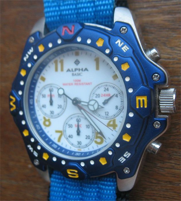 Relógio Estilo Diver - Alpha - Basic - Cronógrafo (Movimento Seiko)