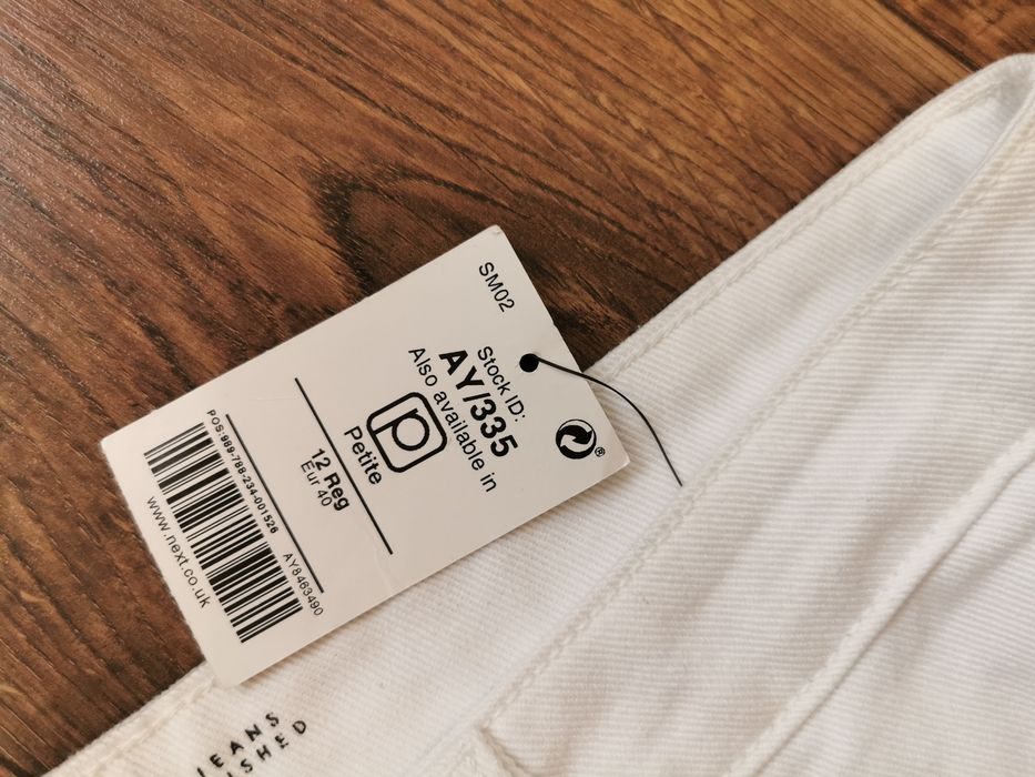 Spodnie dżinsowe jeansowe dżinsy jeansy mom fit L 40 z rozdarciami