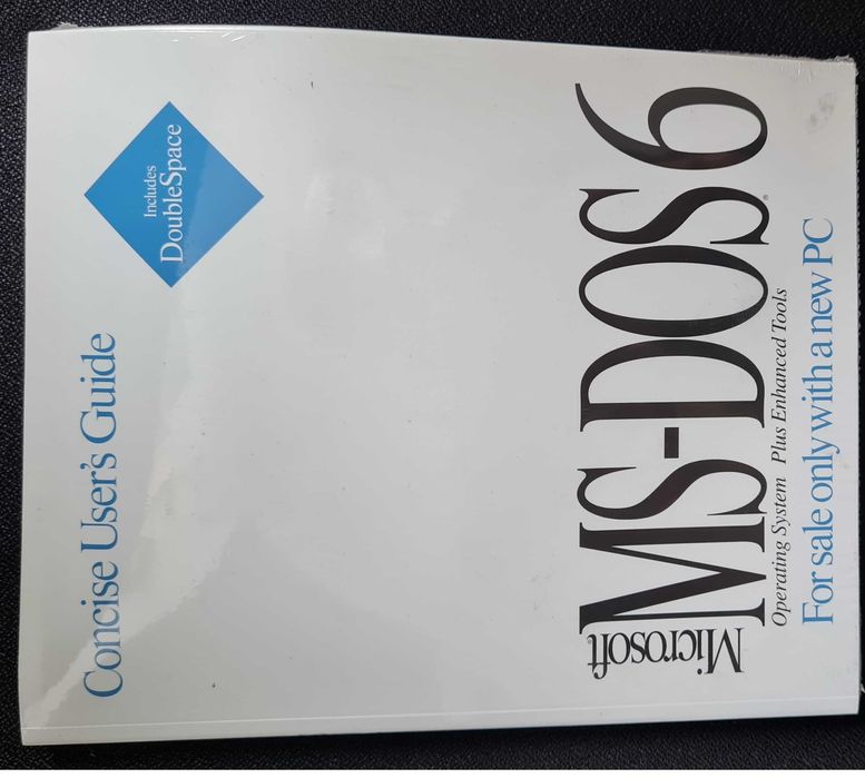 Mirosoft MS-DOS z dyskietką 1.44" - zafoliowane, nie otwierane