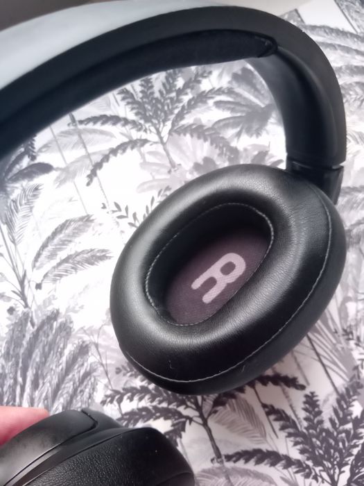 JBL Tune 760 com Cancelamento de ruído