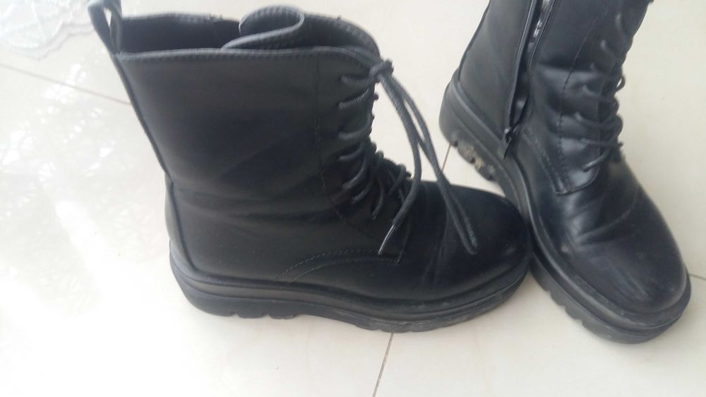 Sprzedam buty /Glany czarne