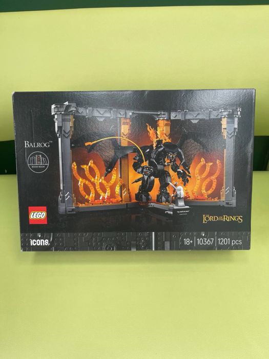 LEGO Icons Володар перснів: Балроґ. Книжковий куточок 10367