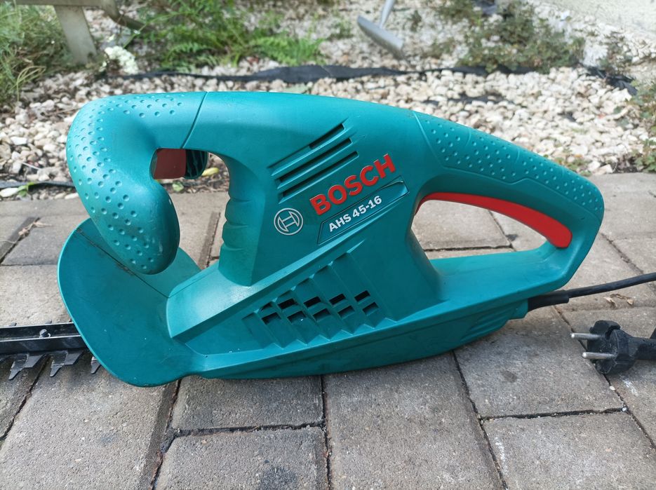 Nożyce elektryczne Bosh