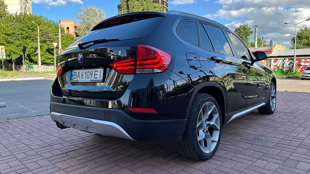 Продам BMW X1 2012