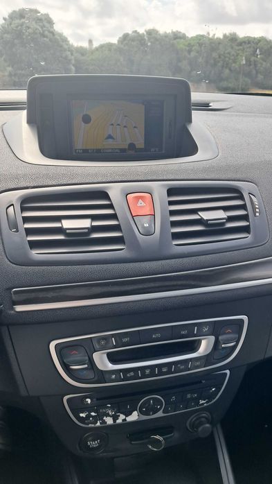 Automóvel Renault Megane sport. Motor com 120 mil km. Embraiagem nova. Estado geral excelente