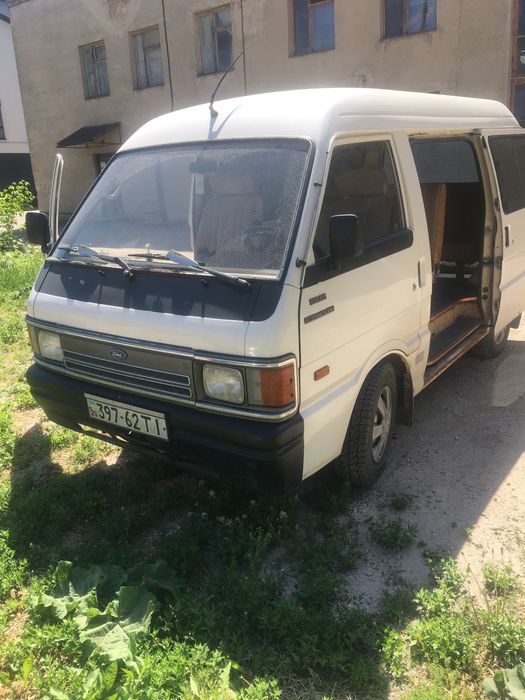 Продам бусік форд еконован