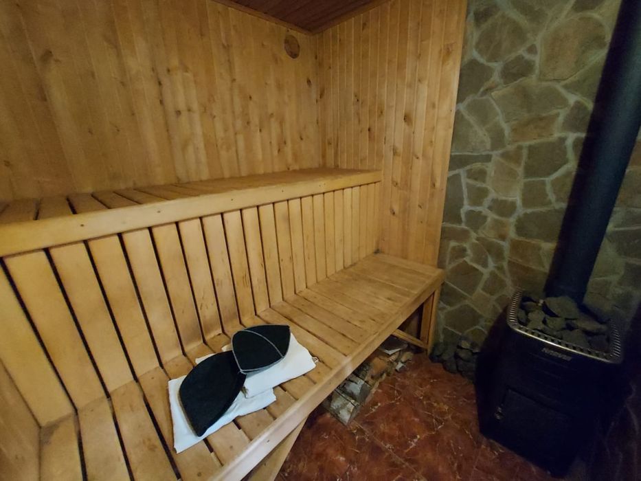 Оренда будинку подобово з лазнею, біля озера, недалеко від р.Десна