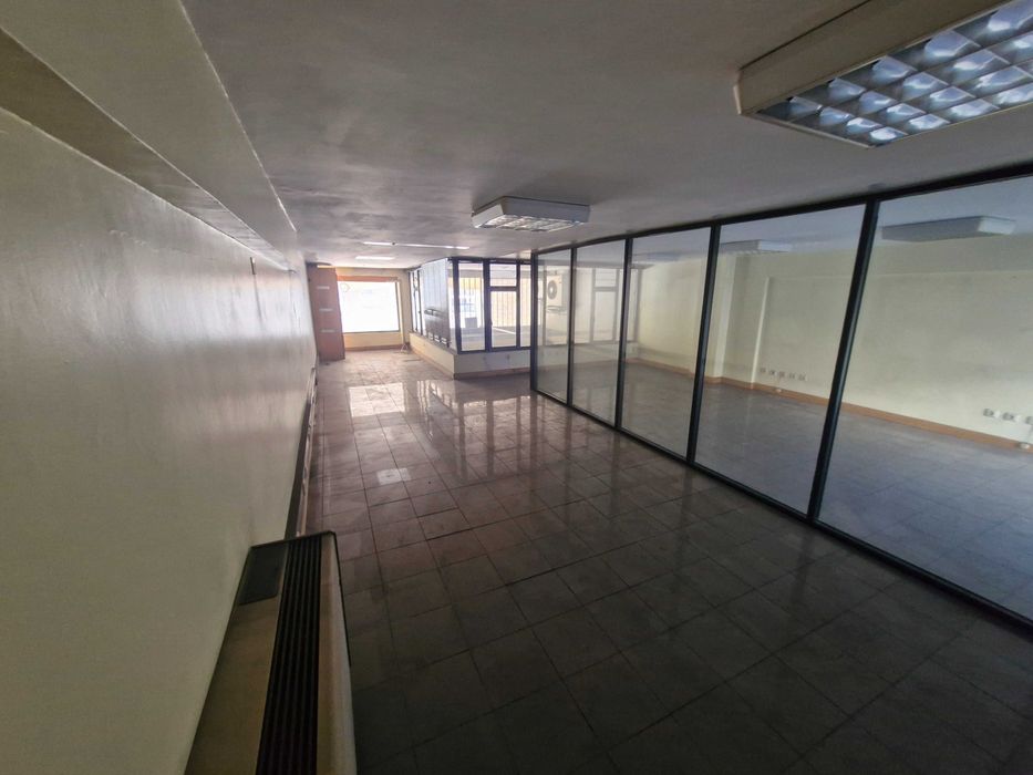 Espaço comercial - 182m2 - Com potencial para várias vertentes