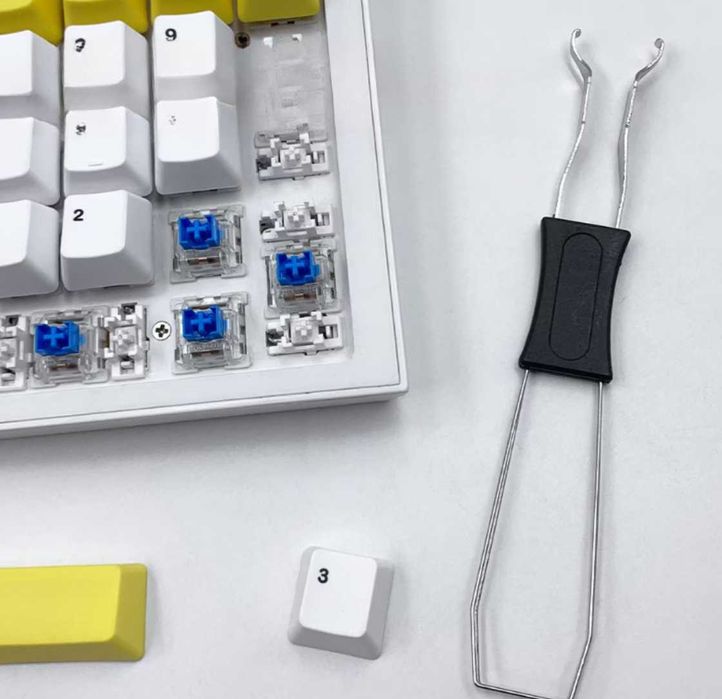 Пуллер для клавіатури, для зняття клавіш