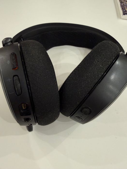 SteelSeries Arctis Pro Wireless PS4/PC  Nowe pady + 4 baterie