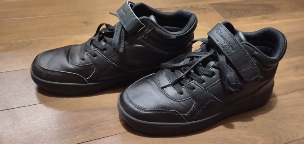 Buty champion 40