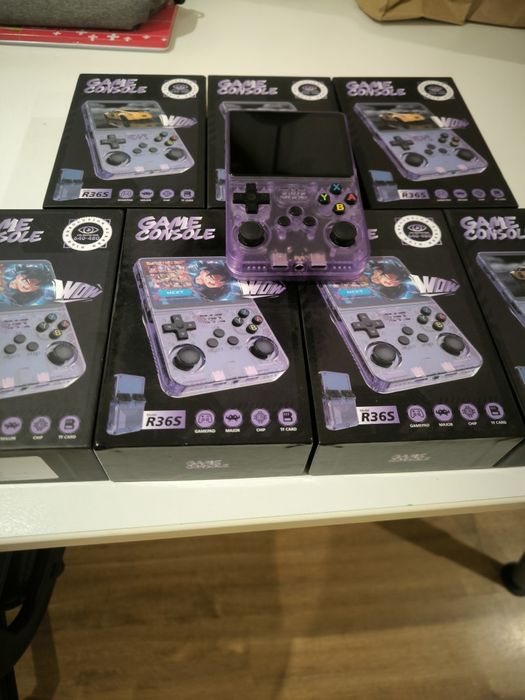 Consola R36S retro gameboy