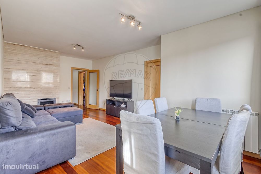 Apartamento T3 para venda — Mafamude E Vilar Do Paraíso, Porto