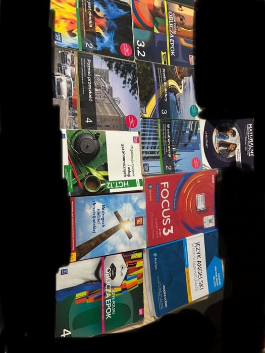 Podręczniki do klasy 5 technikum to co na zdjęciu