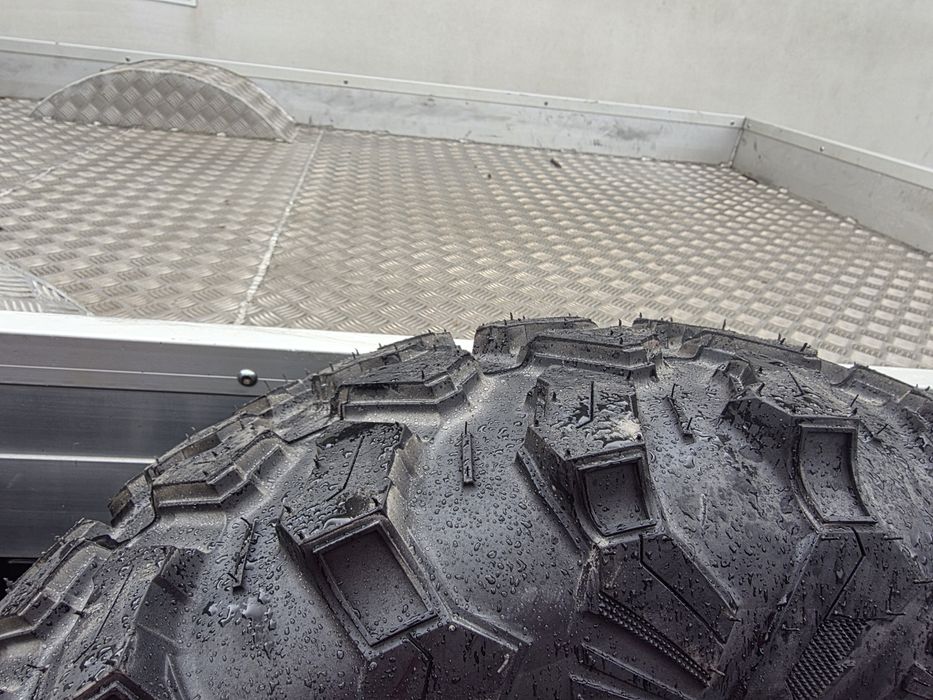 Pneus 30x10 R14 novos