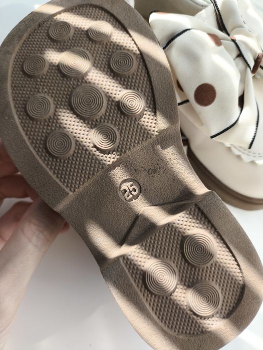 Туфельки для дівчинки демі