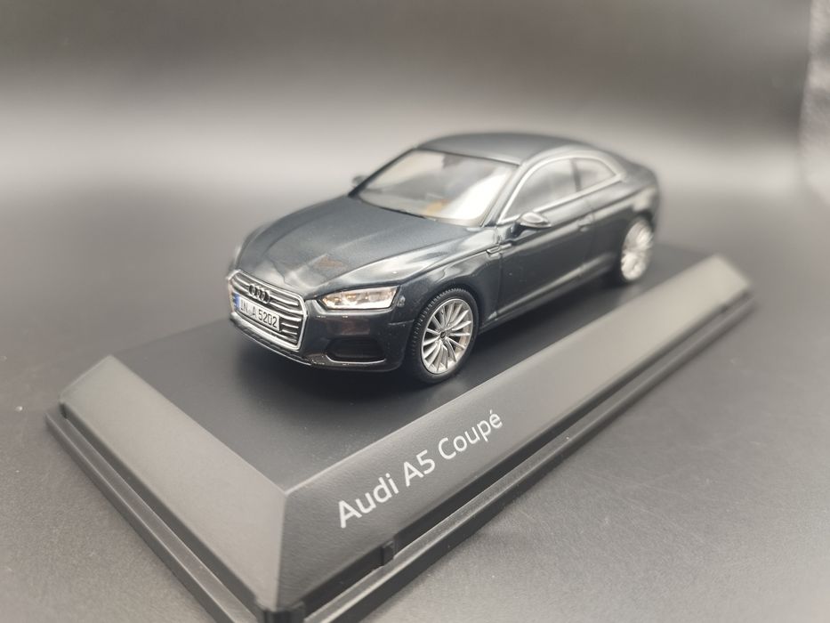 1:43 Spark Audi A5 Coupe manhattan grey  (2016) model
