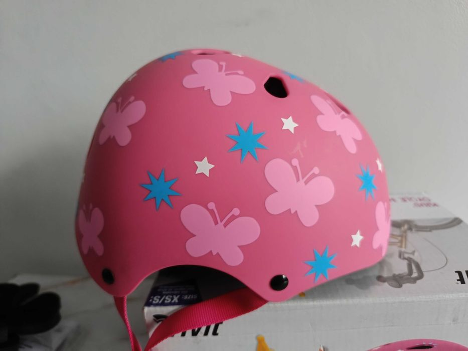 Nowy kask dziecięcy z  koroną rozm. XS/S Poznań