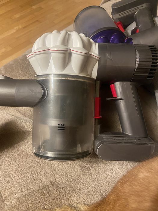 Odkurzacz Dyson v 6