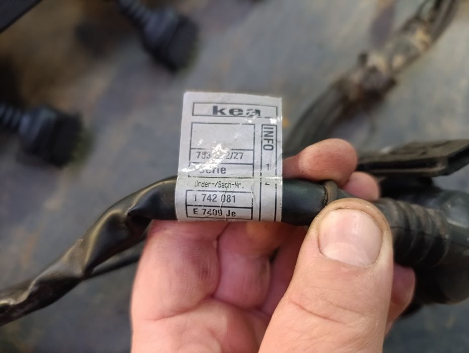 BMW E38 wiązka silnika m62b44 nv automat