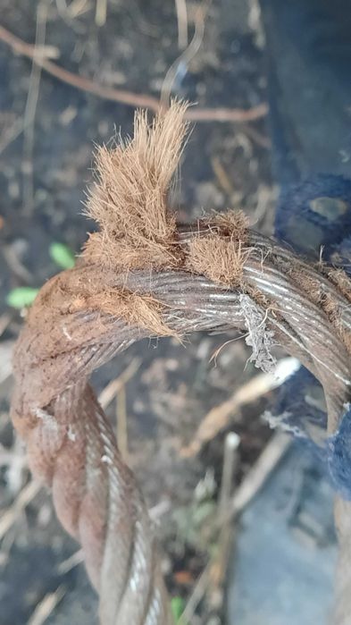 Трос металевий 20