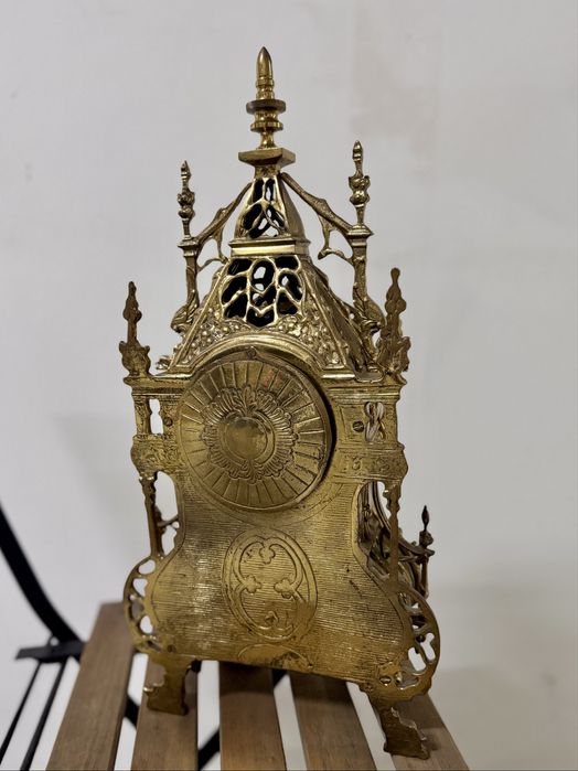 Relógio em bronze - Antiguidade