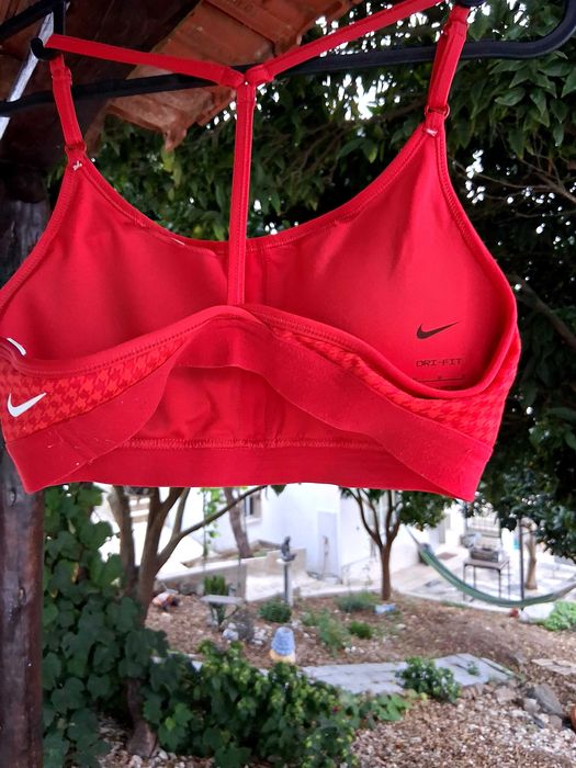 Camisola e top desportivo Nike