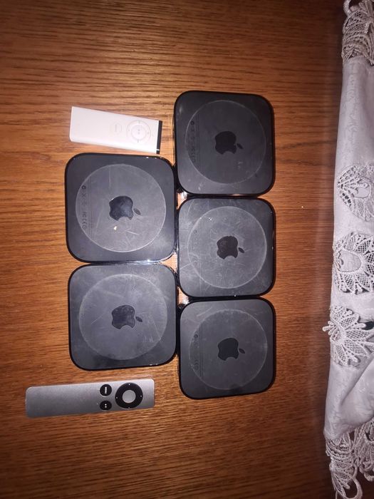 Apple TV A1469 trzecia generacja A1378 druga generacja piloty