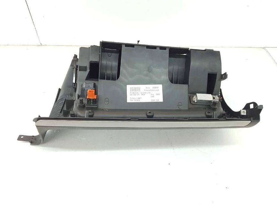 PORTA LUVAS VOLKSWAGEN SCIROCCO 2011 -1K1857290