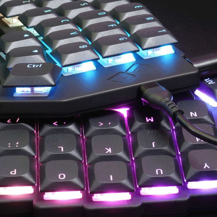 Низькопрофільна спліт клавіатура Cleo KS на механічних свічах Gateron