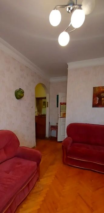 Продаєтся 2х.к  Проспект Центральний  Водопровідна