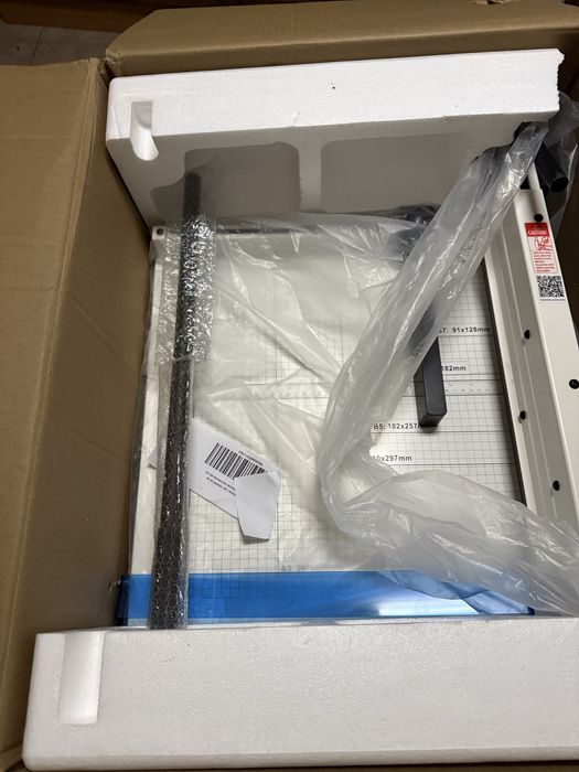 Guilhotina Industrial A3 Vevor (nova)