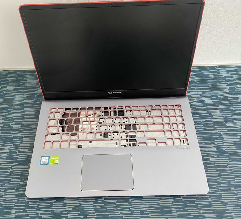 Carcaça Completa ASUS VivoBook S15 S530U (Com Touchpad e Colunas)