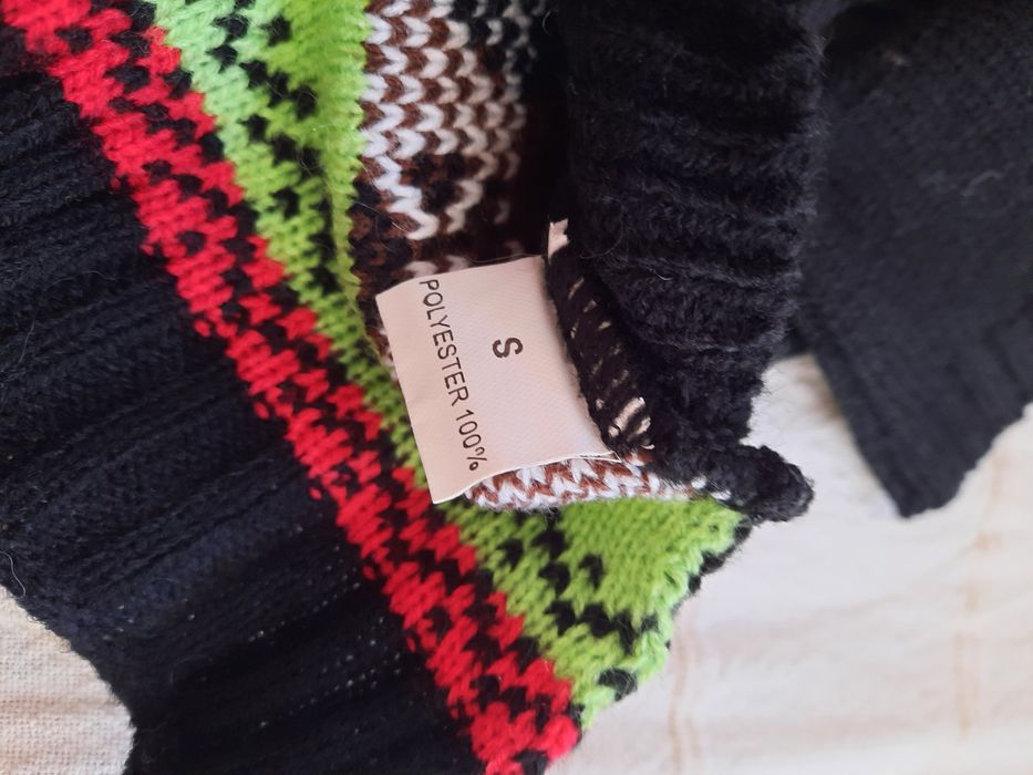 Świąteczny zimowy sweterek dla małego pieska :