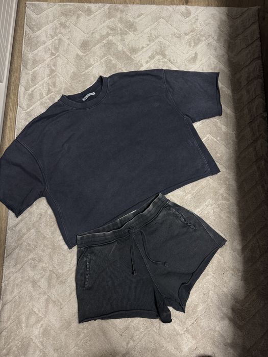 Комплекти ( шорти + футболка )