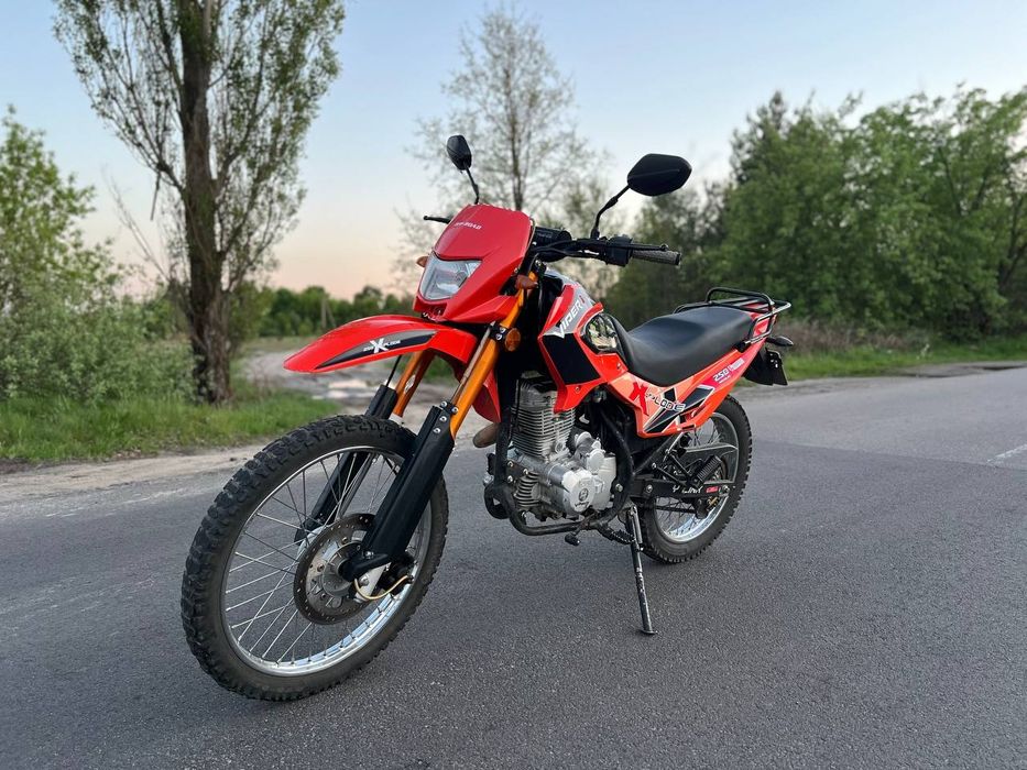 Продам мотоцикл вайпер в200р