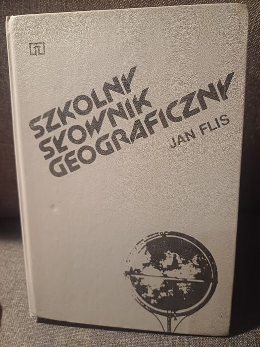 Jan Flis Szkolny słownik geograficzny