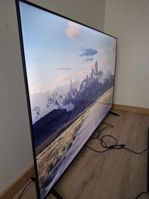 TV TCL 65" 4K + Soundbar Hisense — vendo junto ou separado