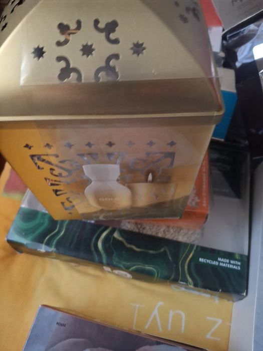 Perfumes e conjuntos