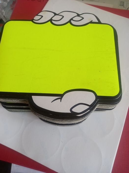 Cartão fluorescente para preços e promoções