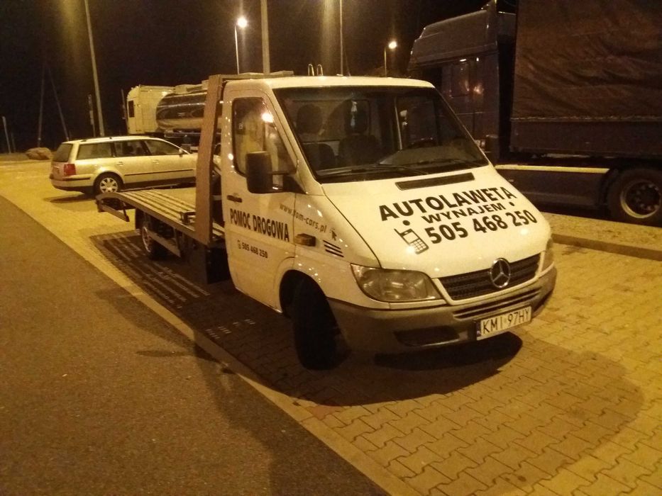Autolaweta  Pomoc Drogowa laweta wypożyczalnia wynajem bus Holowanie