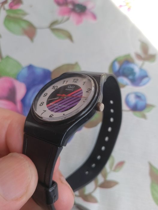 Damski zegarek Q&Q (Citizen)