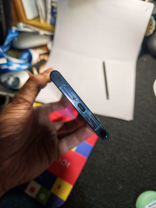 Samsung Galaxy S22 Ultra 256GB – Como novo, com proteções desde o início