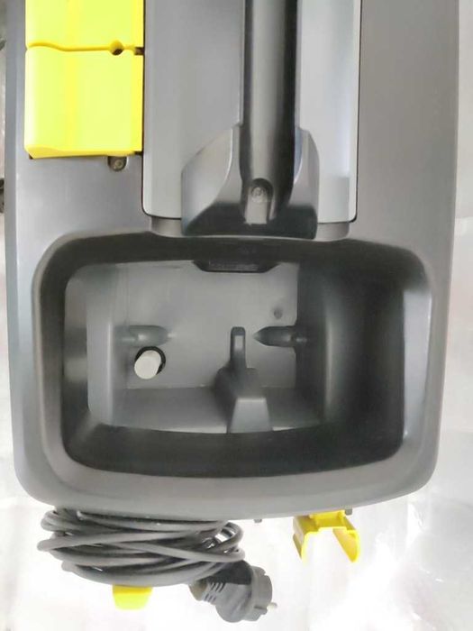 Пылесос KARCHER Puzzi 10/1 химчистка экстрактор сухая влажная уборка